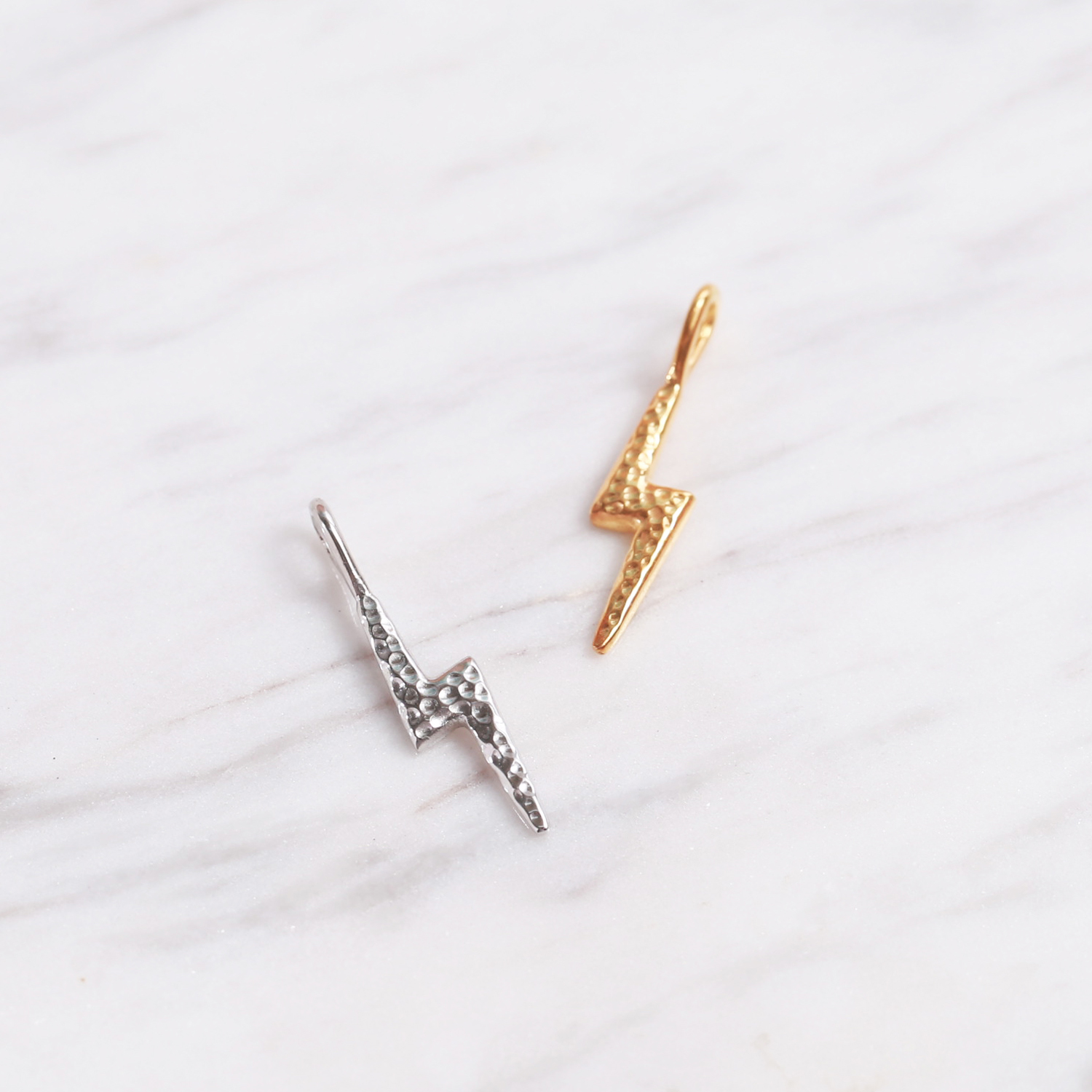 Mặt dây chuyền tia chớp đẹp chất lượng Gix Jewel SPGMDC10