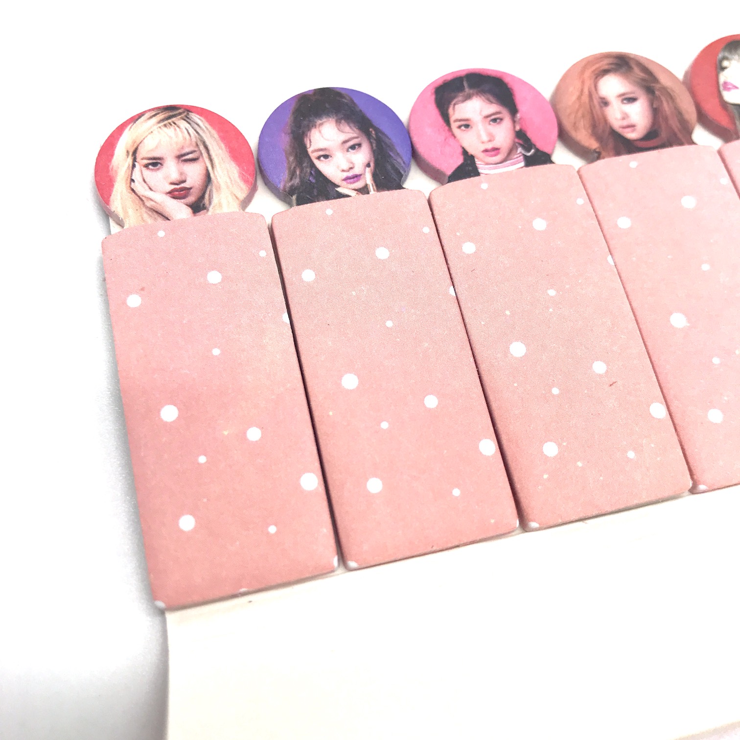 Sticker mark Blackpink dán lịch, dán ghi chú