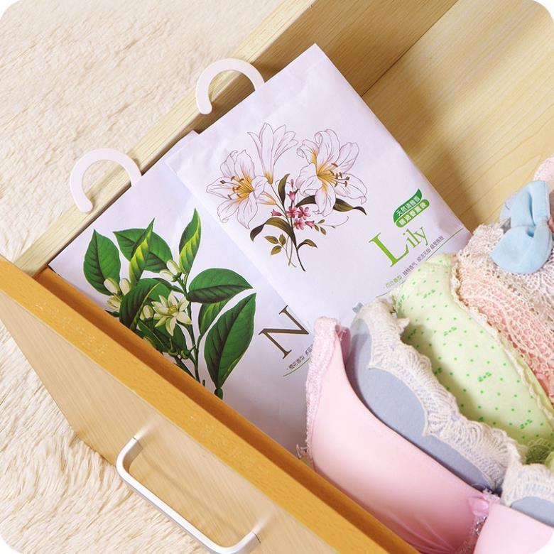 Túi thơm vuông có móc treo chống nấm mốc, côn trùng và lưu giữ mùi hương cho quần áo