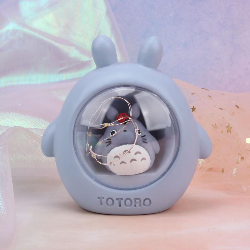 Đèn ngủ Totoro ngồi trong lồng kính (Giao Mẫu Ngẫu Nhiên)