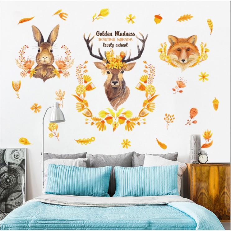Decal trang trí tường - Đầu Nai các nhân vật độc đáo GOLDEN MADNESS