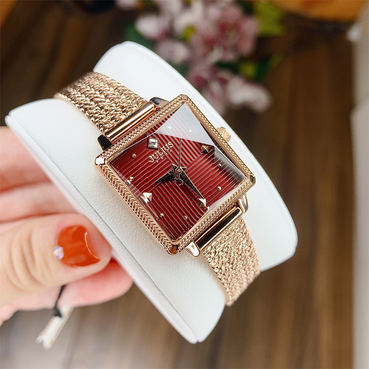 Đồng Hồ Nữ Julius Hàn Quốc JA1220C Dây Mesh Thời Thượng