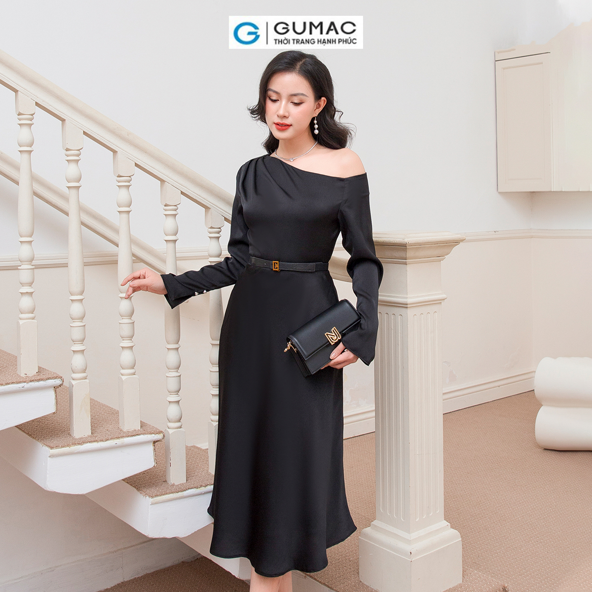 Đầm kiểu lệch vai thời trang GUMAC DD10053