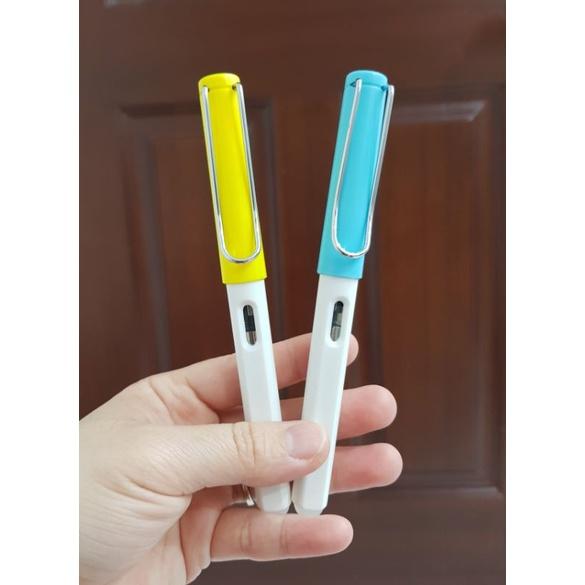 Bút mực xóa được 2 in 1 cho bé.