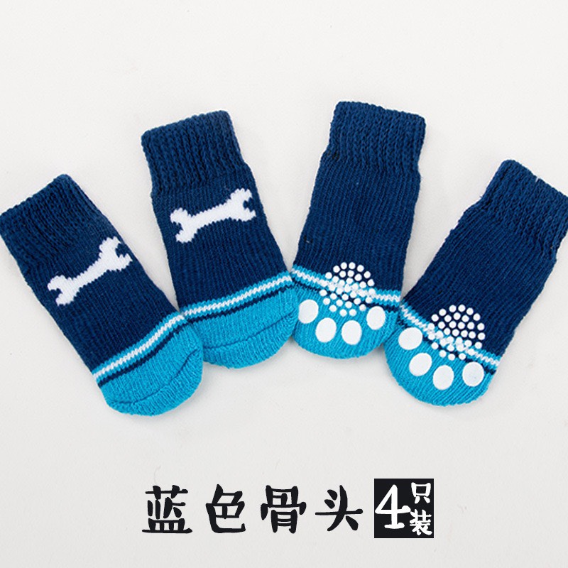 Tất Đeo Cho Thú Cưng Ngày Đông Lạnh Giá