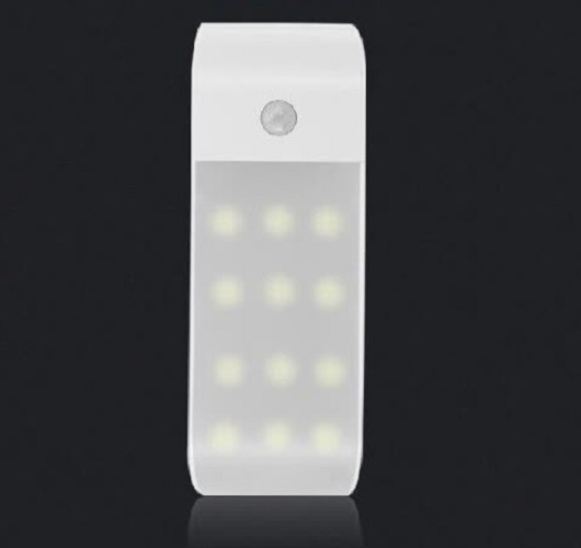 Đèn LED 12 Bóng Cảm Biến Chuyển Động Cho Tủ Đồ - Pin sạc
