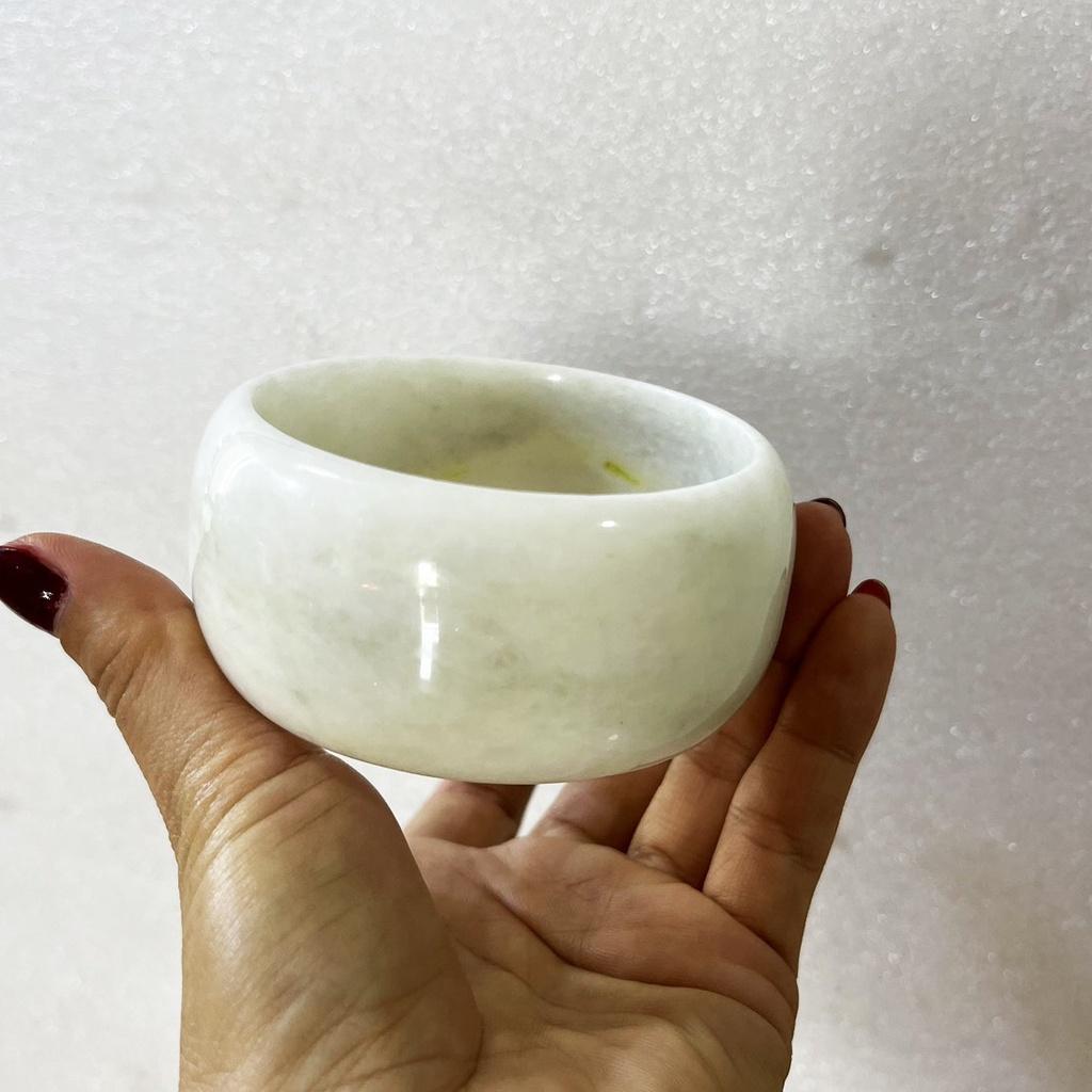Vòng tay bạch ngọc bản cao 3 cm cho người mệnh Kim và Thủy