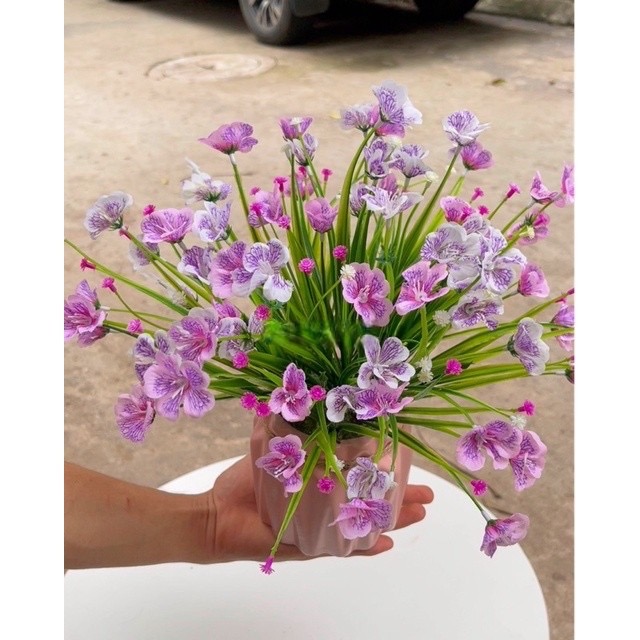Chậu Cây Giả Trang Trí Nhà Cửa, Văn Phòng Bàn Làm Việc, Chất Liệu Chậu Hoa Bằng Nhựa Kích Thước 5x6x12cm Nặng 70g