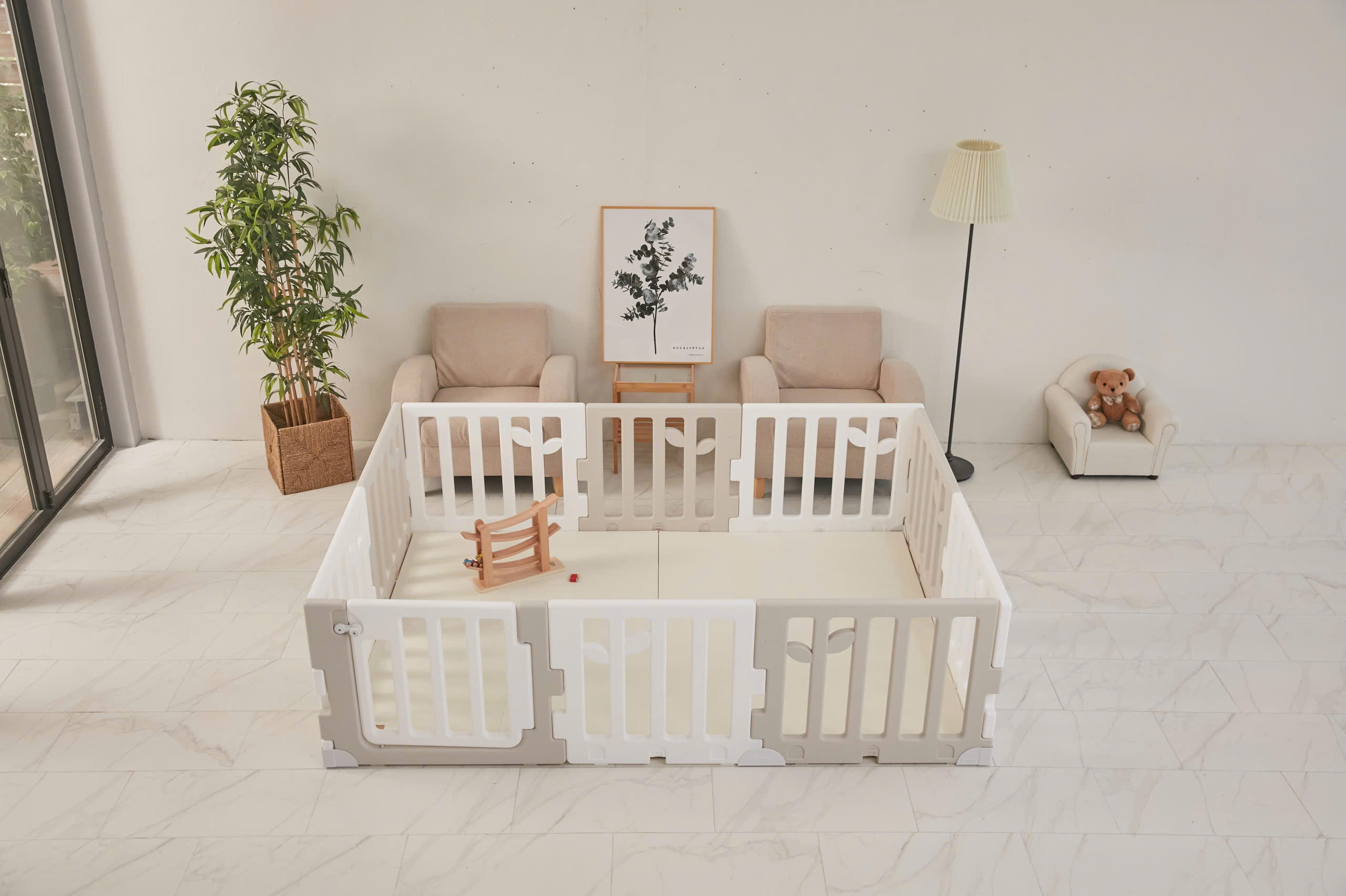 Leaf Babyroom Circle  - Hàng rào chắn / Quây cũi nhựa kiểu dáng hình chiếc lá bảo vệ an toàn cho bé Sản Xuất tại Hàn Quốc