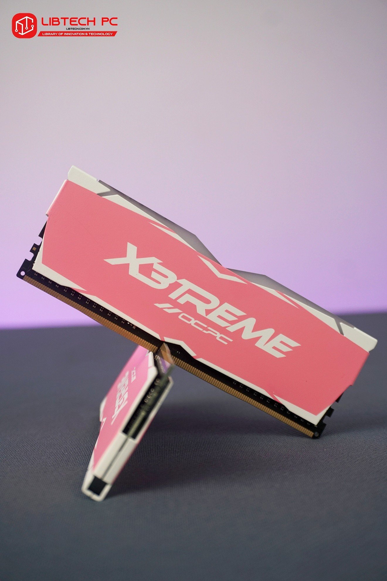 Ram OCPC X3TREME Aura RGB 16GB DDR4 Bus 3200 C16 Pink