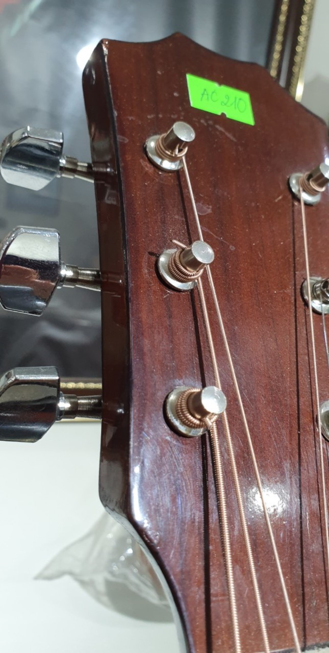 Đàn guitar Aucoustic MKAC215E, thùng eo, màu vân gỗ, có EQ, size 4, kèm bao da 3 lớp, bộ dây