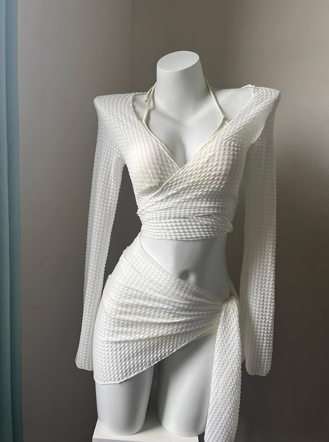 Bikini 4 Chi Tiết Tay Dài - Váy Quây - Mẫu Mới Trẻ Trung Dễ Thương BK002 MayHomes Đồ Bơi Nữ Nhiều Mảnh