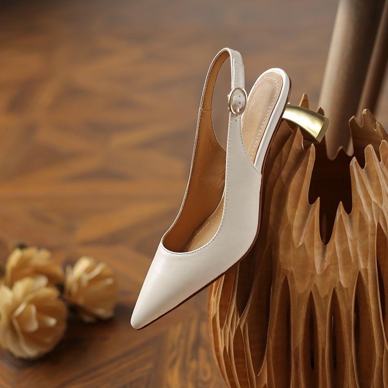 SANDAL HỞ GÓT ĐẾ VÀNG