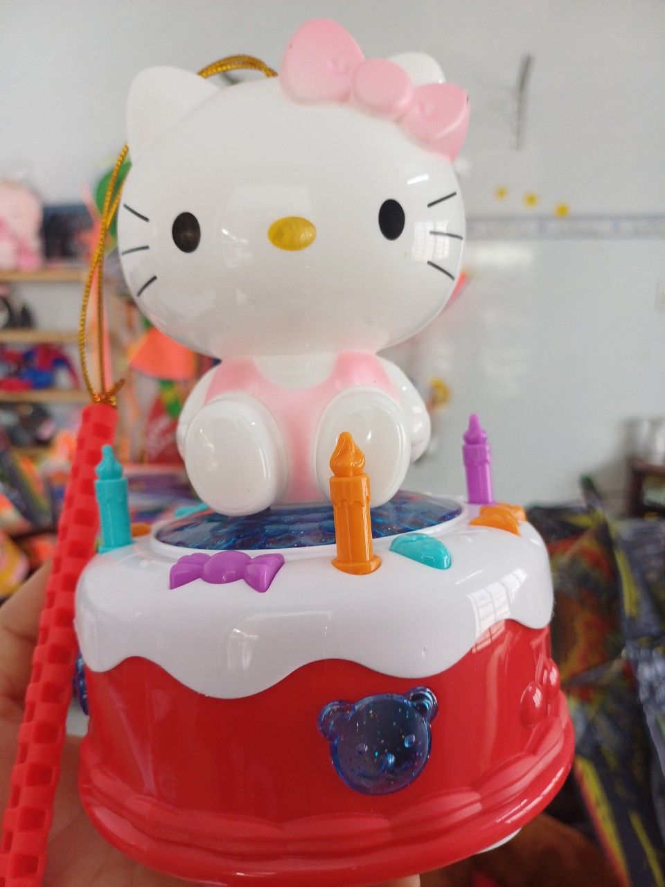 Lồng đèn trung thu kitty bánh sinh nhật