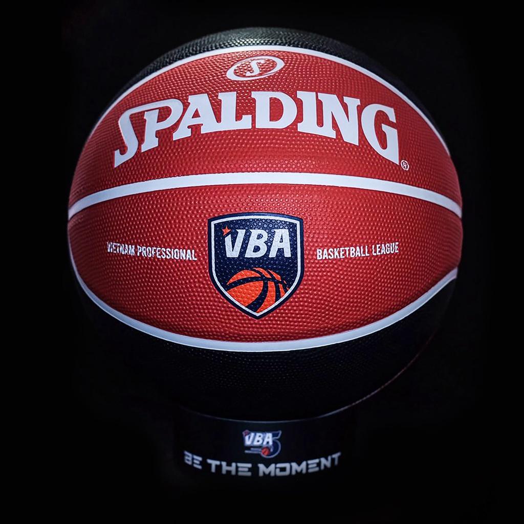 Quả bóng rổ Spalding SaiGon Heat Size 7- Tặng kim bơm bóng và túi lưới đựng bóng