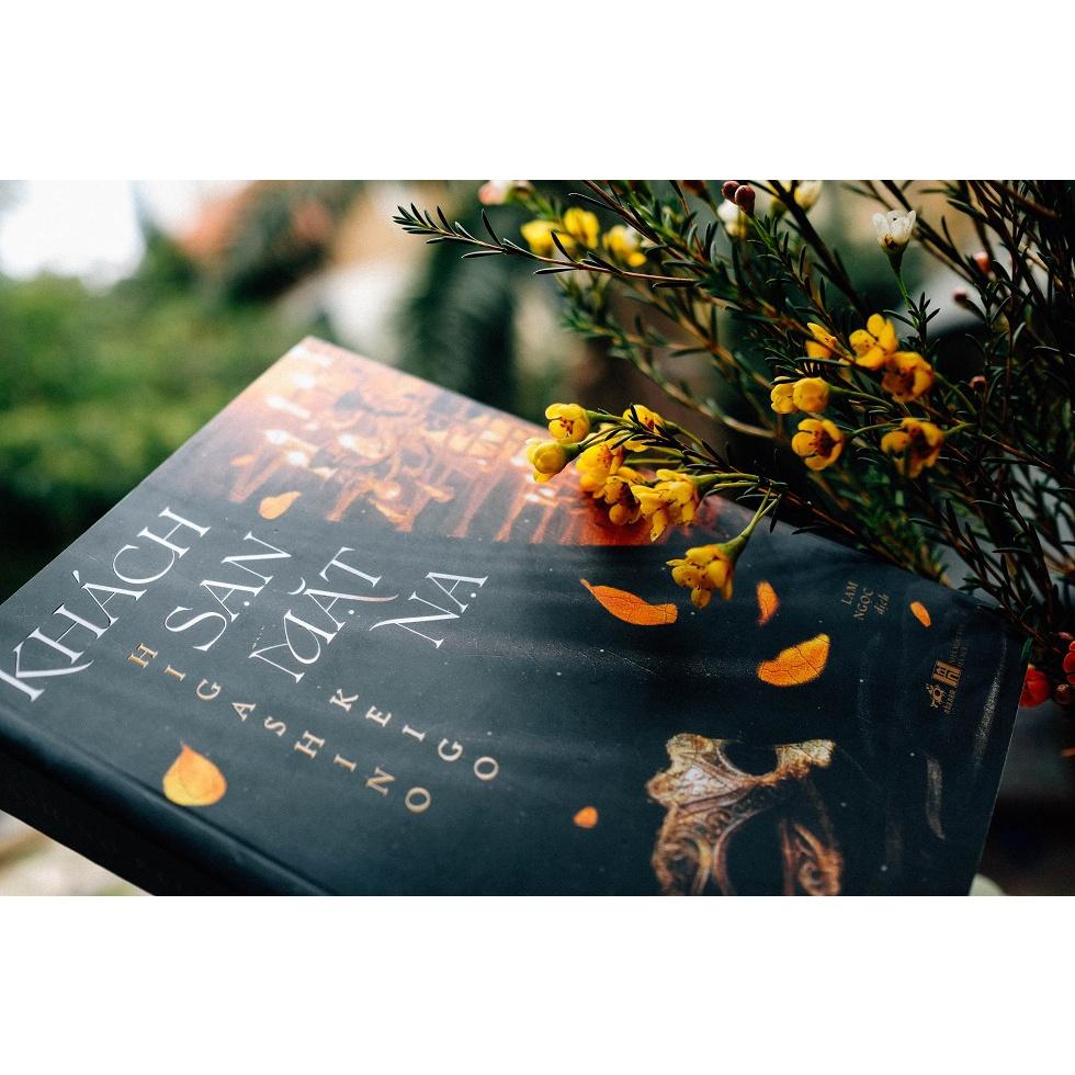 Sách Khách sạn mặt nạ  - Nhã Nam - BẢN QUYỀN