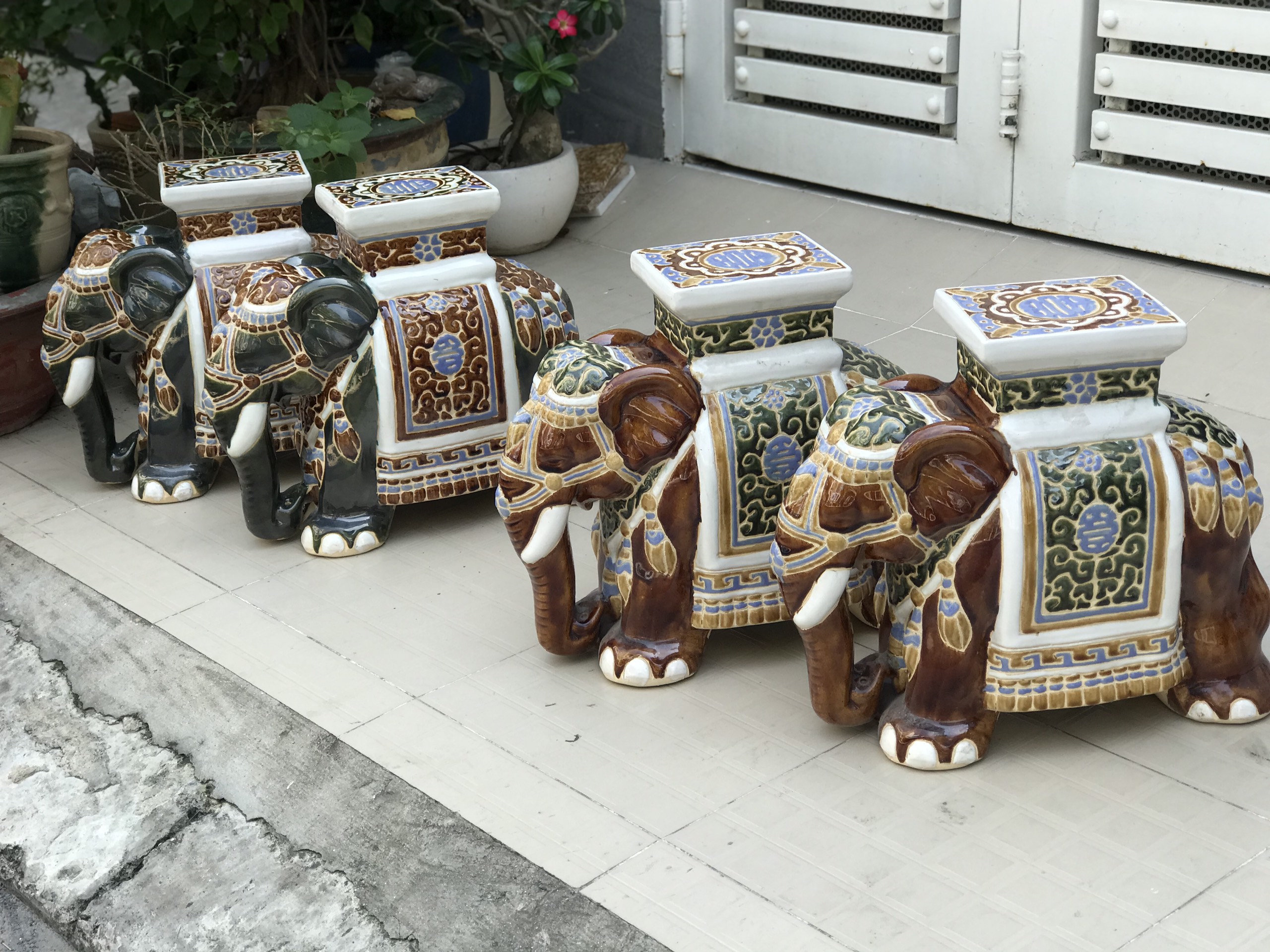 ĐÔN VOI GỐM SỨ 43CM VÒI CỤP GỐM SỨ NAM BỘ TRANG TRÍ DECOR PHONG THỦY SÂN VƯỜN VÀ TRONG NHÀ