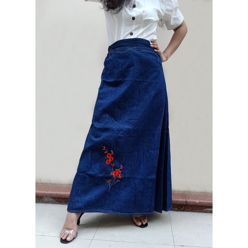 Váy Chống Nắng Jean Nữ Vải Cotton Dày Dặn Có Túi Và Nút Bấm JHT109