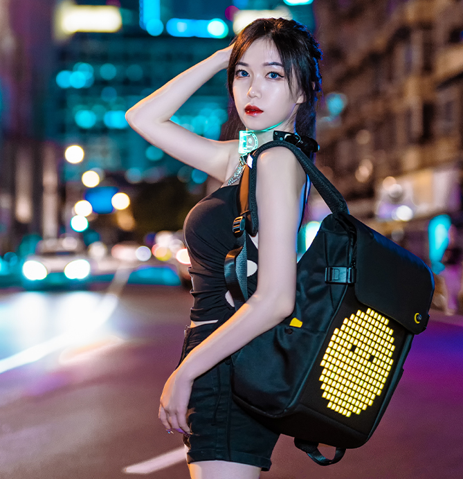 Balo Chống Nước Divoom Pixoo Backpack-M, Màn Hình LED, Ngăn Lớn Cho Laptop 14 &quot;Hoạt Động Ngoài Trời - Chính Hãng