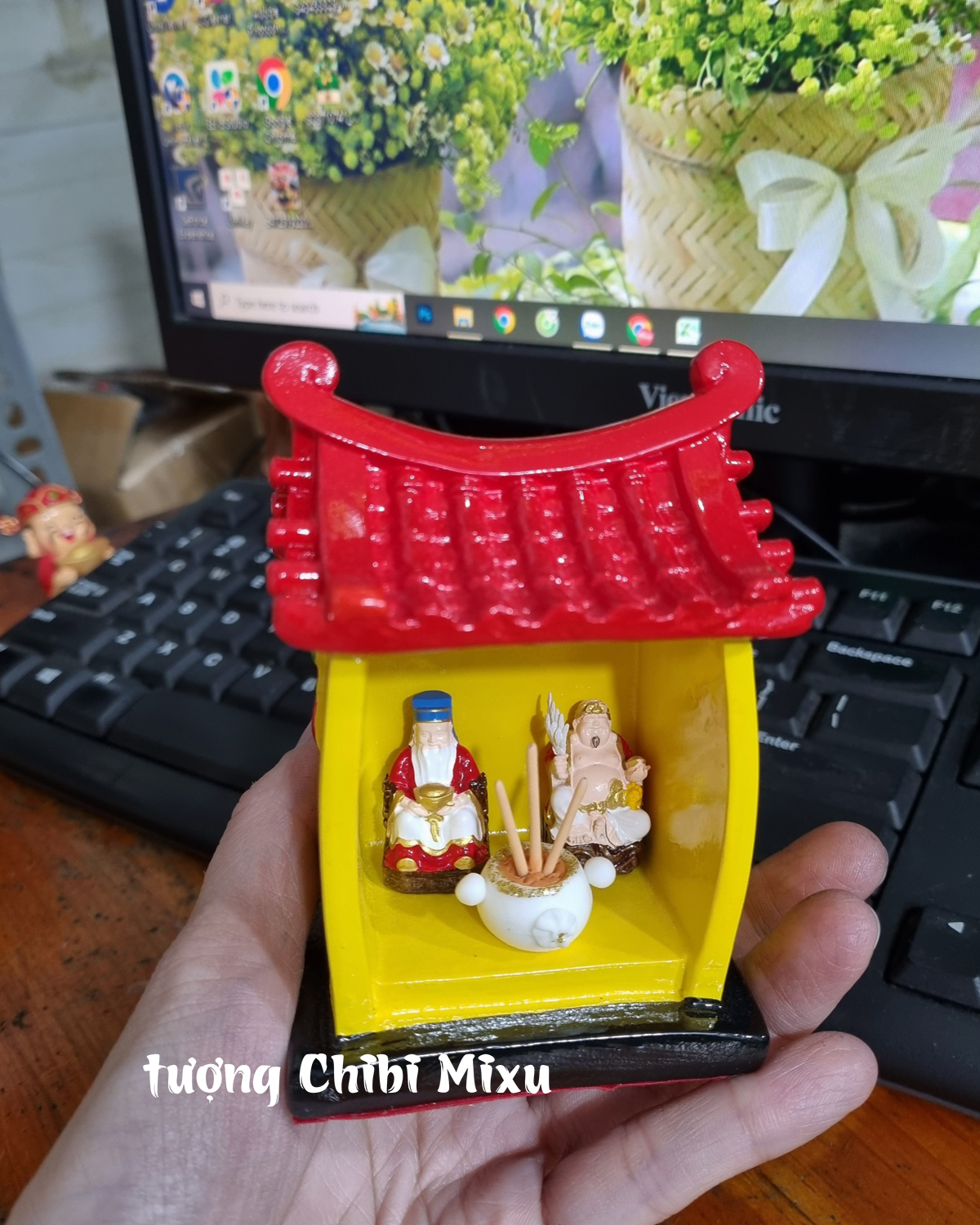 Miếu Thần Tài Thổ Địa 249K (Miếu size trung + 02 tượng 3cm + lư hương đất sét) mô hình bàn thờ Thần Tài Ông Địa mini Giàu có Quà tặng Đồ trang trí