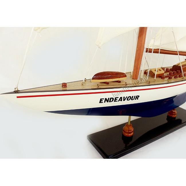 Thuyền buồm Endeavour Trắng - Xanh dương 50cm