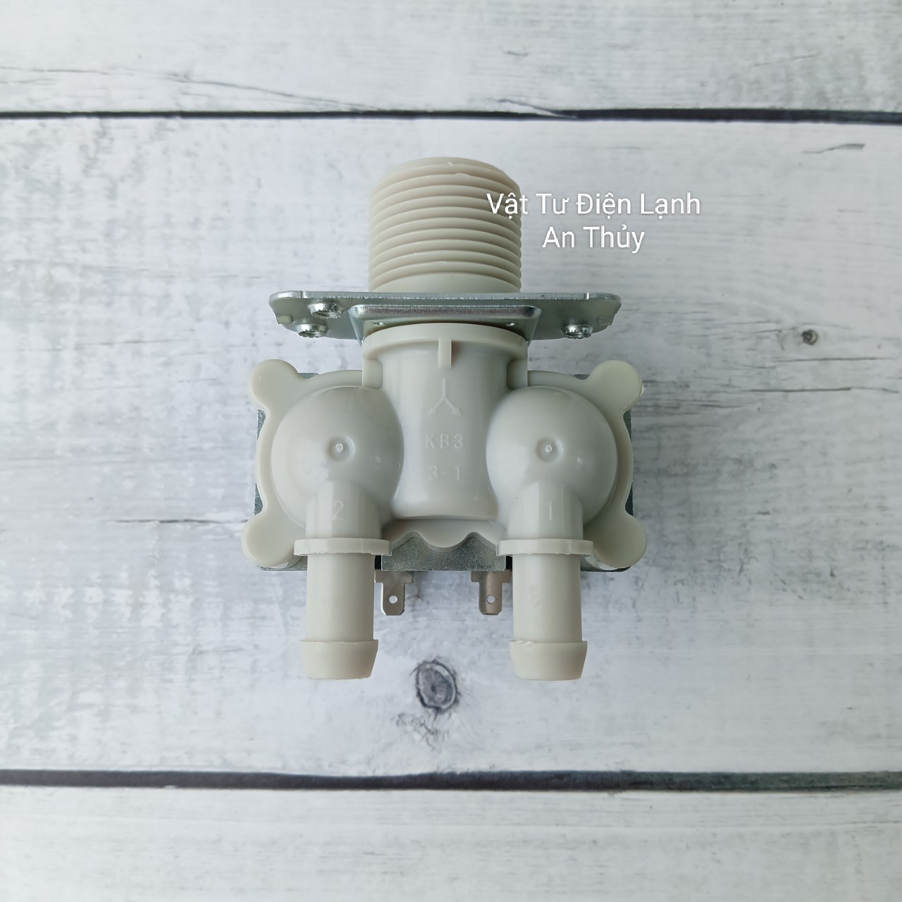 Van Cấp Nước Máy Giặt LG 2 Cổng 12V Màu Sữa 5220FR2067J Hàng Thường