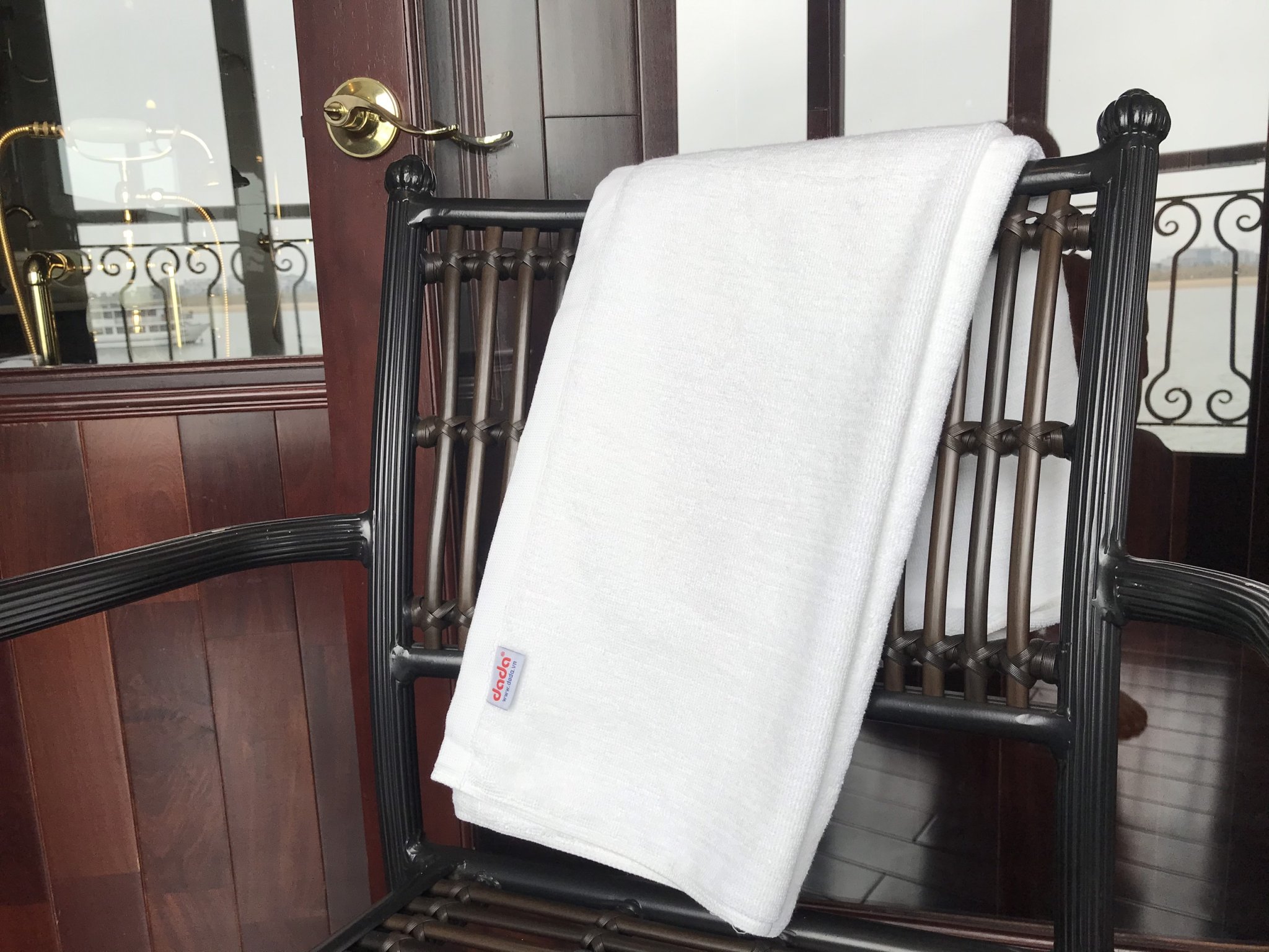 Khăn tắm dùng trong Khách sạn, Spa, Resort chất liêu 100% Cotton size 70*140*500gr - Hàng Chính Hãng