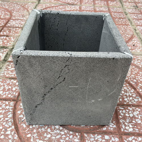 Chậu cây đá ong xám  vuông 15x15x15cm trồng hoa hồng bi