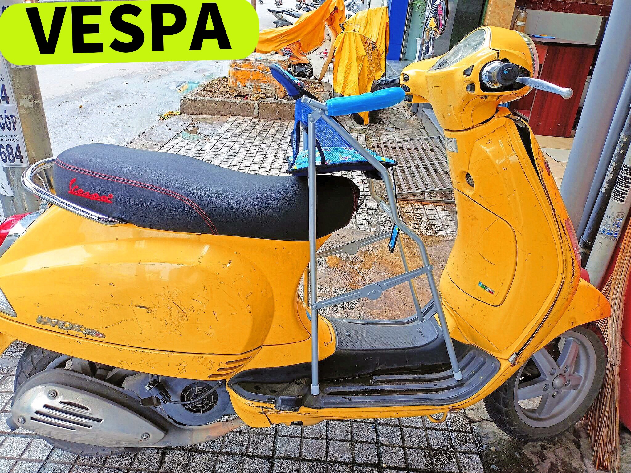 ( CÓ SẴN ) GHẾ NGỒI XE MÁY VESPA , GHẾ GA XẾP SẮT SƠN TĨNH ĐIỆN