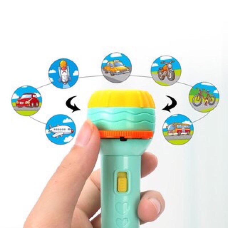 Đồ chơi Đèn pin chiếu hình 3D cho bé 3 tấm chiếu 24 hình, đèn pin kể chuyện cho bé chất liệu nhựa ABS an toàn