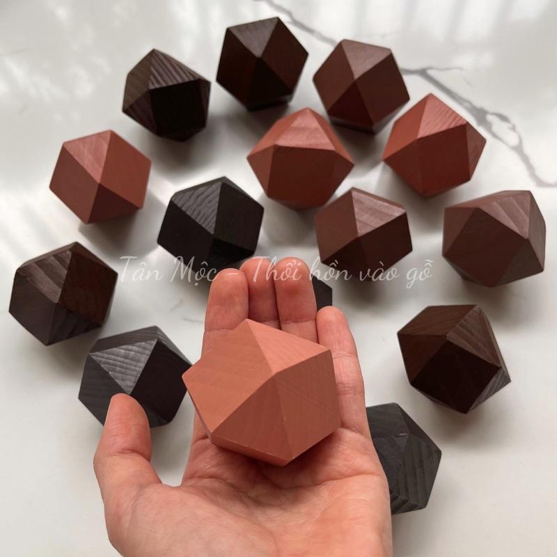 Tumi Ishi phiên bản NÂU