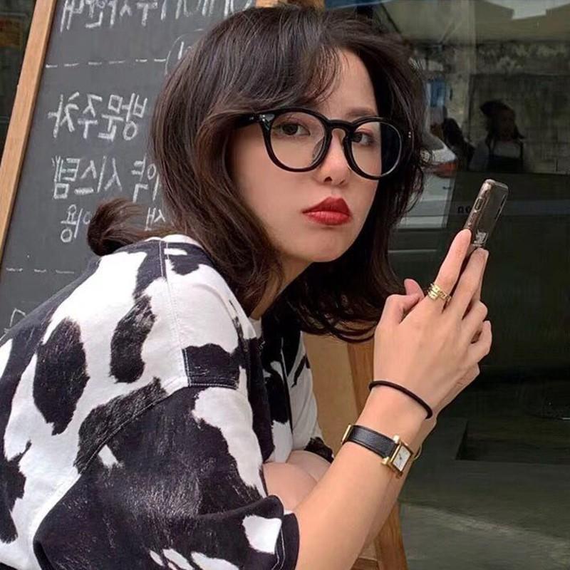 Mắt kính gọng tròn phong cách Hàn Quốc thời trang