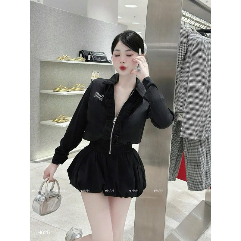 Set áo khoác phối viền bèo khoá chân váy bí phồng HAH BY JOLIE - Đen