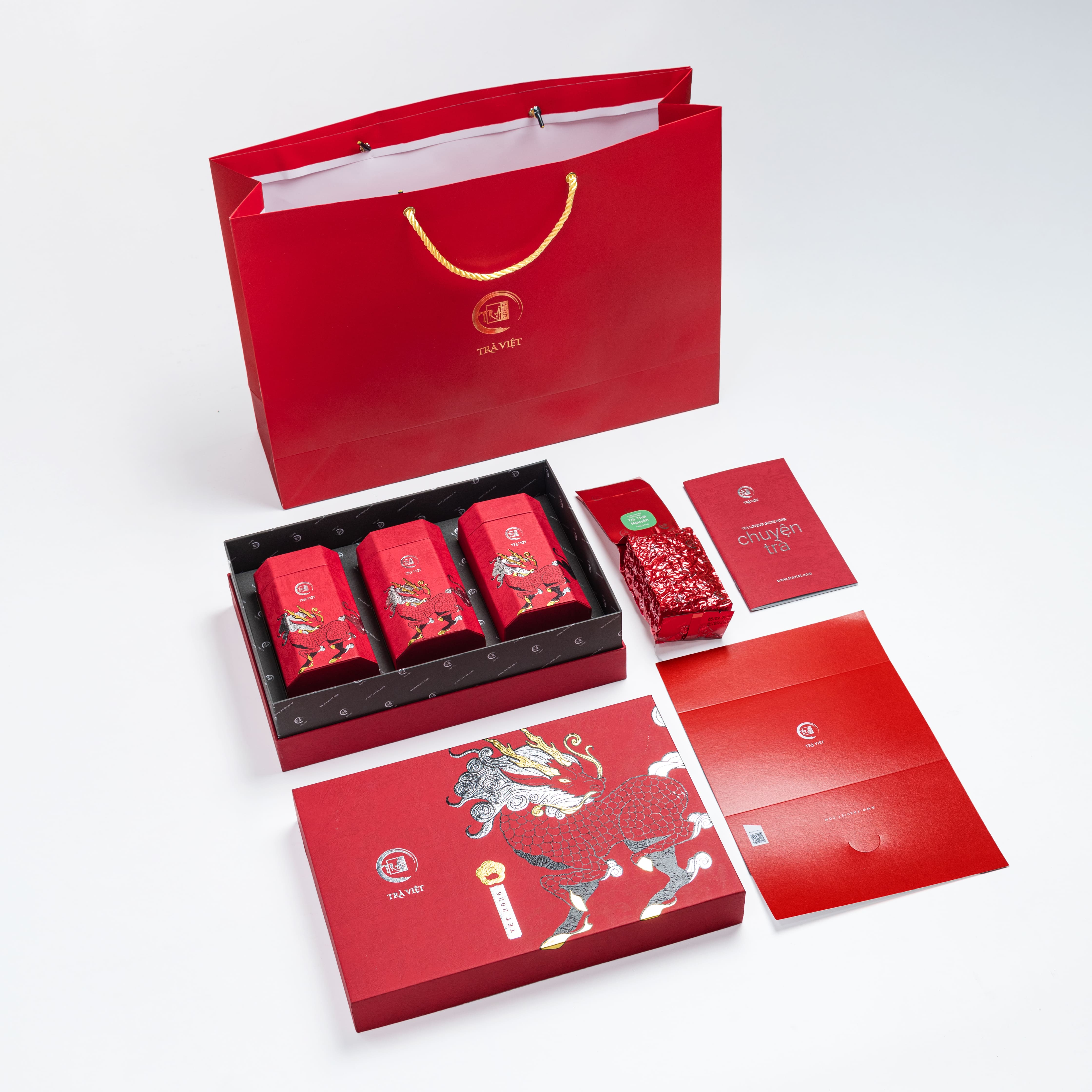 [ Quà Tết Cao Cấp - TRÀ VIỆT ] – Hộp Quà Tri Ân Giấy Gân Nổi Mỹ Thuật – Quà Tặng Tết Sang Trọng