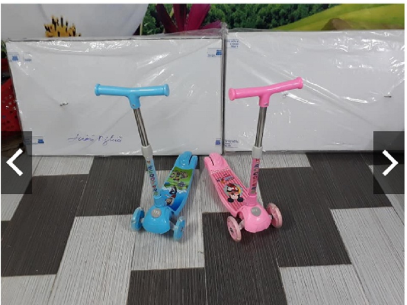 Xe trượt Scooter mẫu mới 2019 (hàng Cao cấp có giảm xóc + phanh chân)- màu cho bé gái