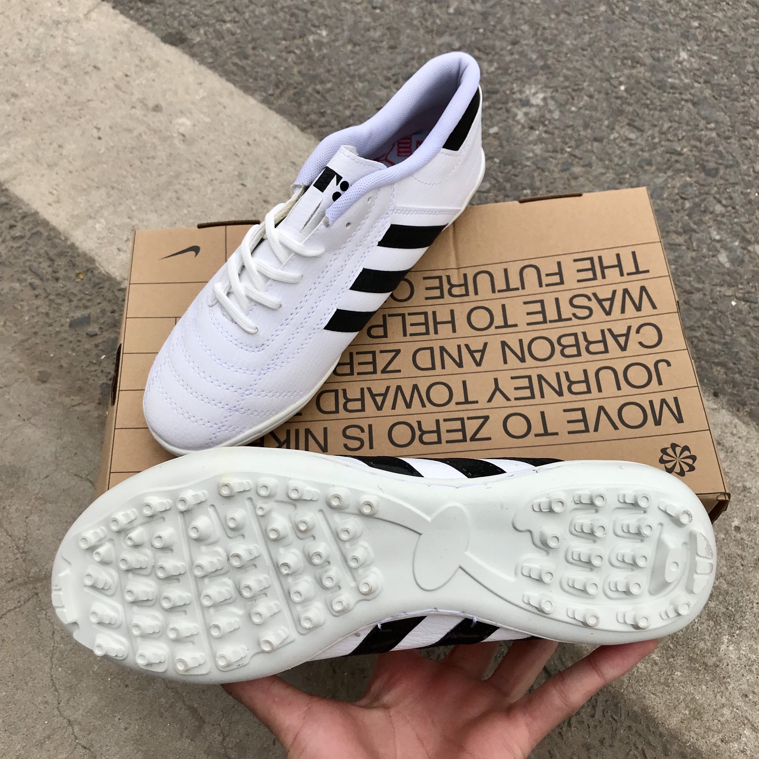 Giày bóng đá siêu phủi CT3 đế cao su VN cao cấp 2022