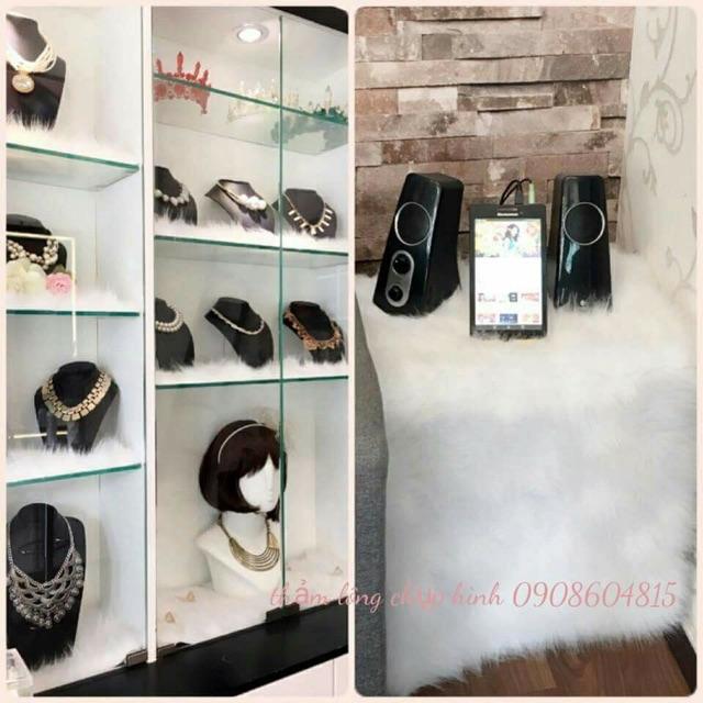 Thảm lông chụp hình mẫu trắng hồ ly