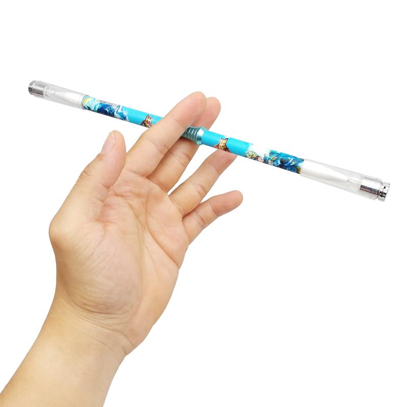 Bút Xoay Có Đèn Có Nam Châm BB018 (Mẫu Thân Bút Giao Ngẫu Nhiên)