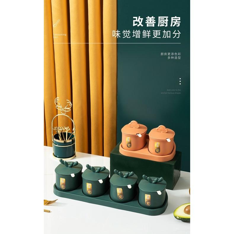 Hũ để gia vị , lọ để gia vị kèm thìa séc 4 lọ chất lượng cao cấp an toàn mà rất cute