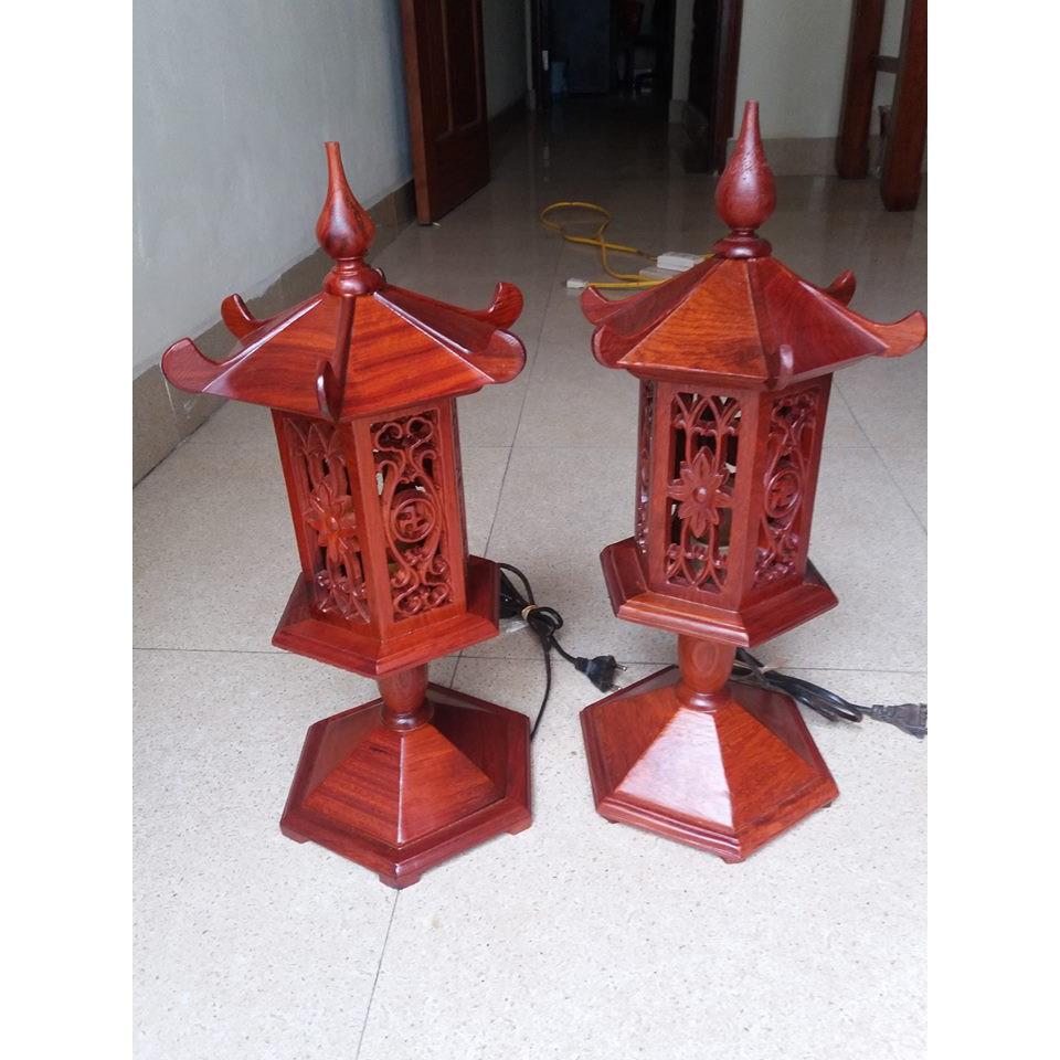 Đèn thờ một đôi - gỗ hương cao 50x18cm