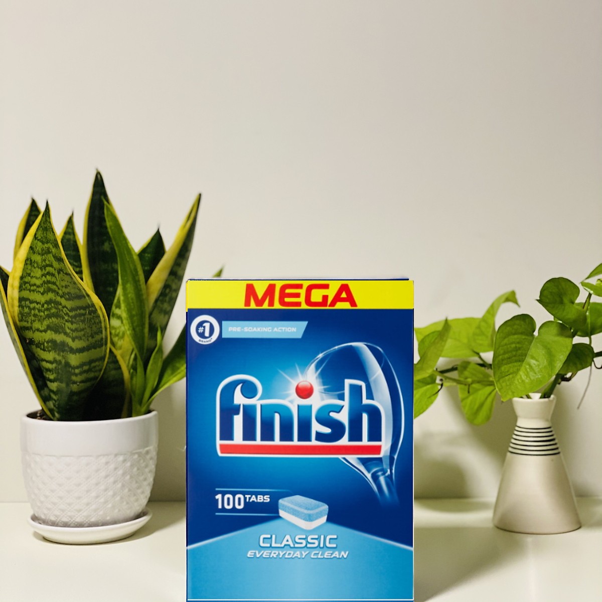 Hộp 100 viên rửa chén Finish Classic Dishwasher Tablets PTT025445