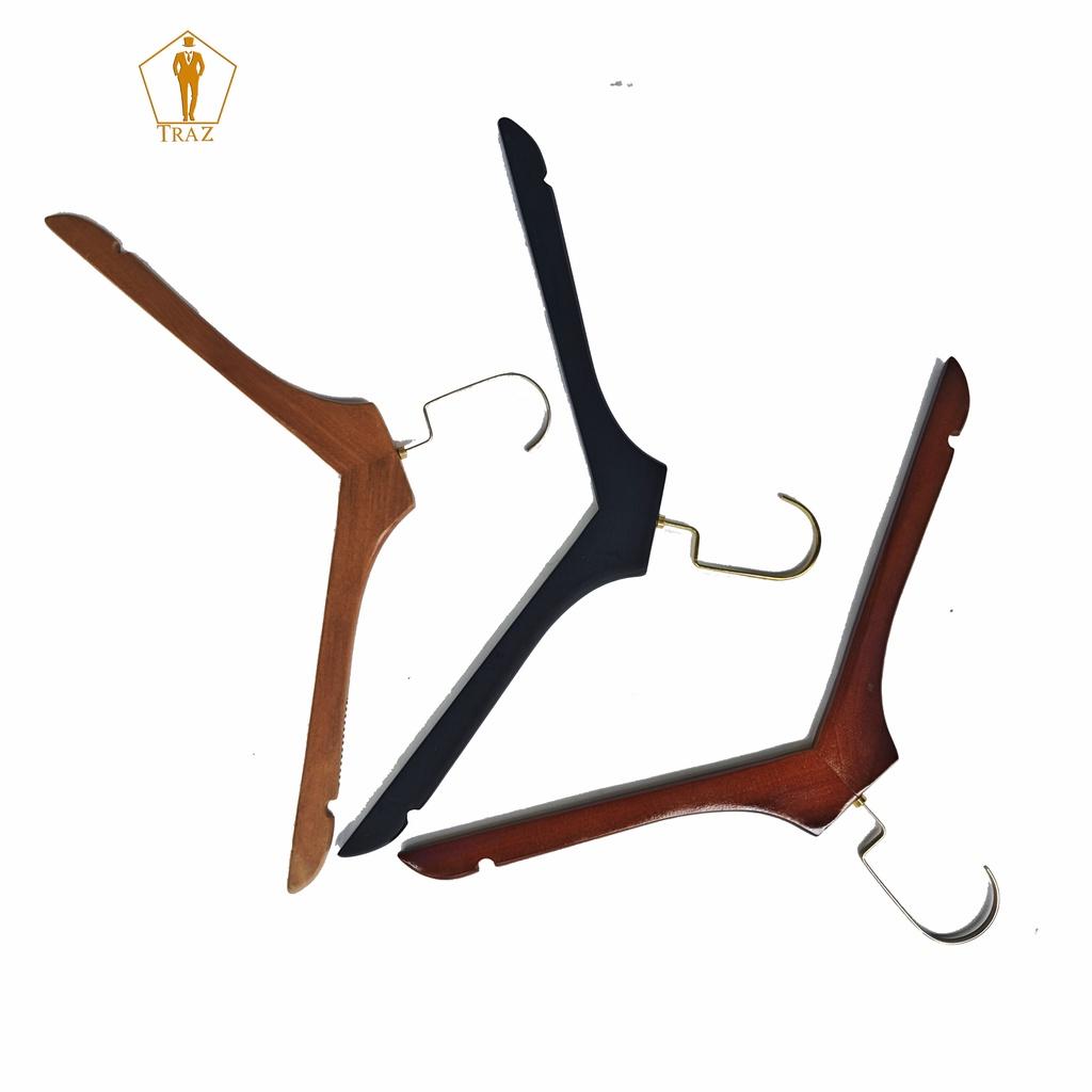 Móc treo quần áo bằng gỗ tam giác Móc vàng, Màu Nâu, Trắng Đen dùng cho cửa hàng, shop thời trang và khách sạn