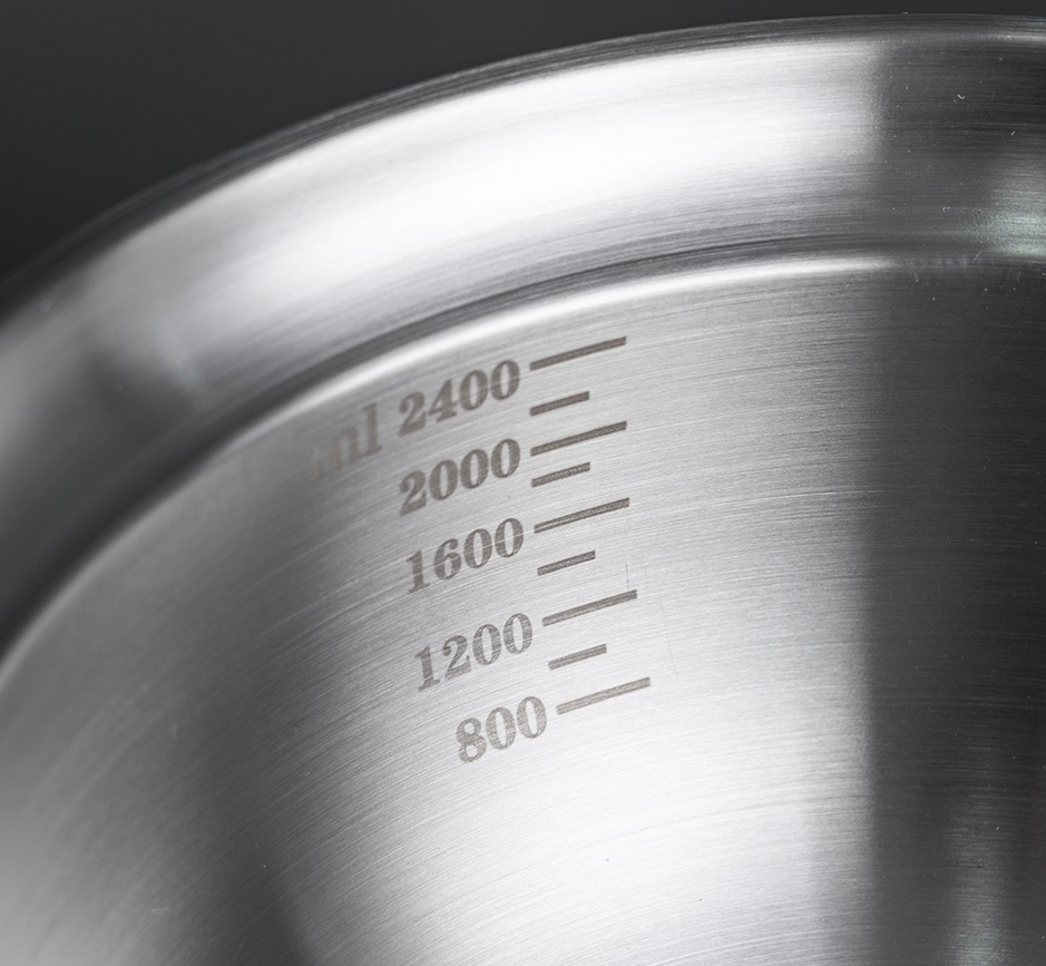 Thau rổ inox 304 có vạch chia và tay cầm chắc chắn rửa rau củ quả đựng thực phẩm tiện dụng size 20 22 24cm