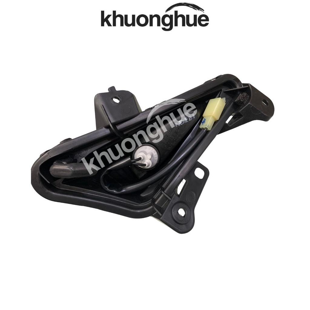 Xi nhan trước Nouvo 6 bên trái chính hãng Yamaha