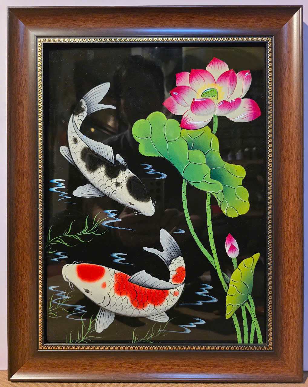 Tranh sơn mài Hoa sen cá chép