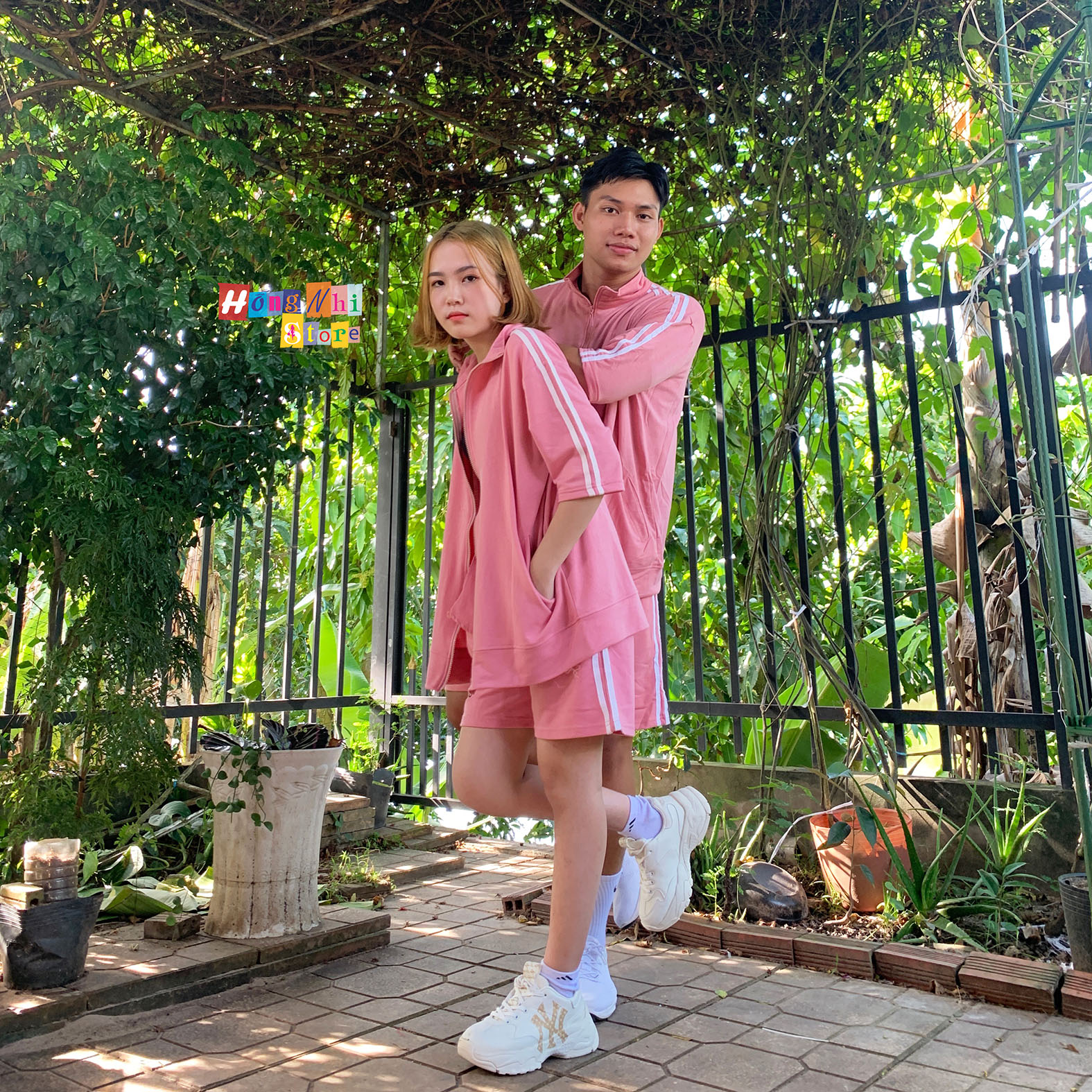 Set Bộ Thể Thao Oversize Ulzzang Unisex Áo Khoác Tay Ngắn Quần Short Màu Hồng Cao Cấp - MM