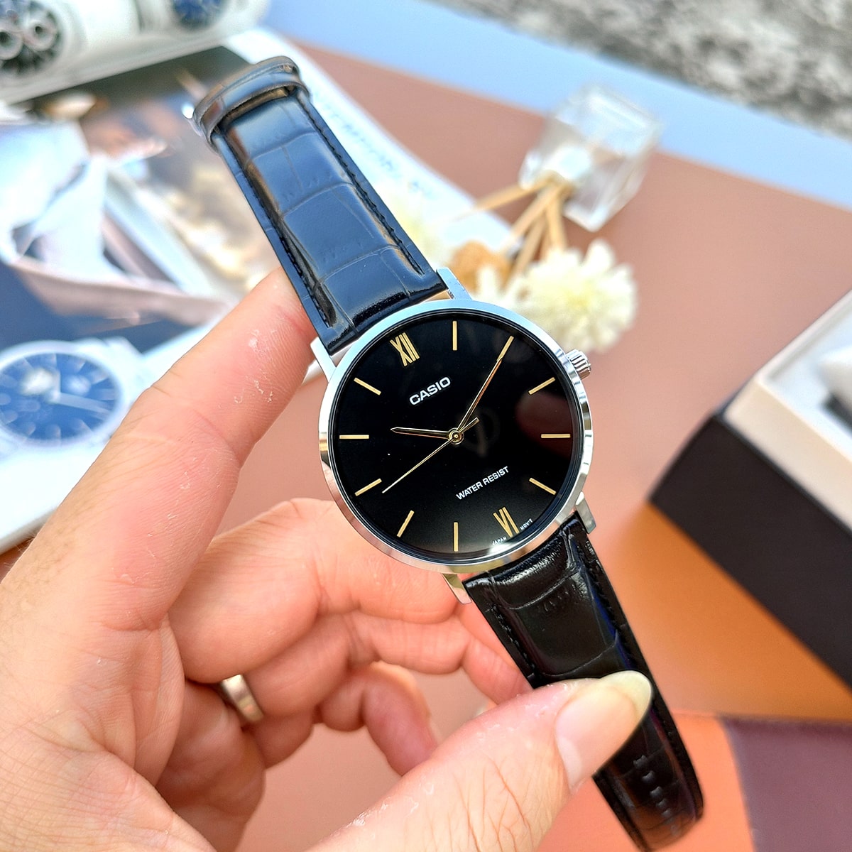 Đồng hồ Casio nam dây da MTP-VT01L-1BUDF