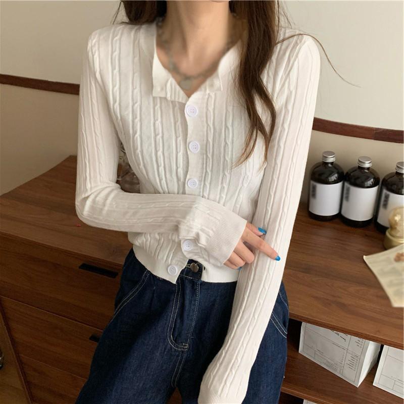 Áo khoác sweater dáng ngắn ôm phong cách cổ điển dành cho nữ