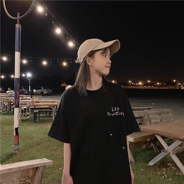 Áo thun tay lỡ form rộng