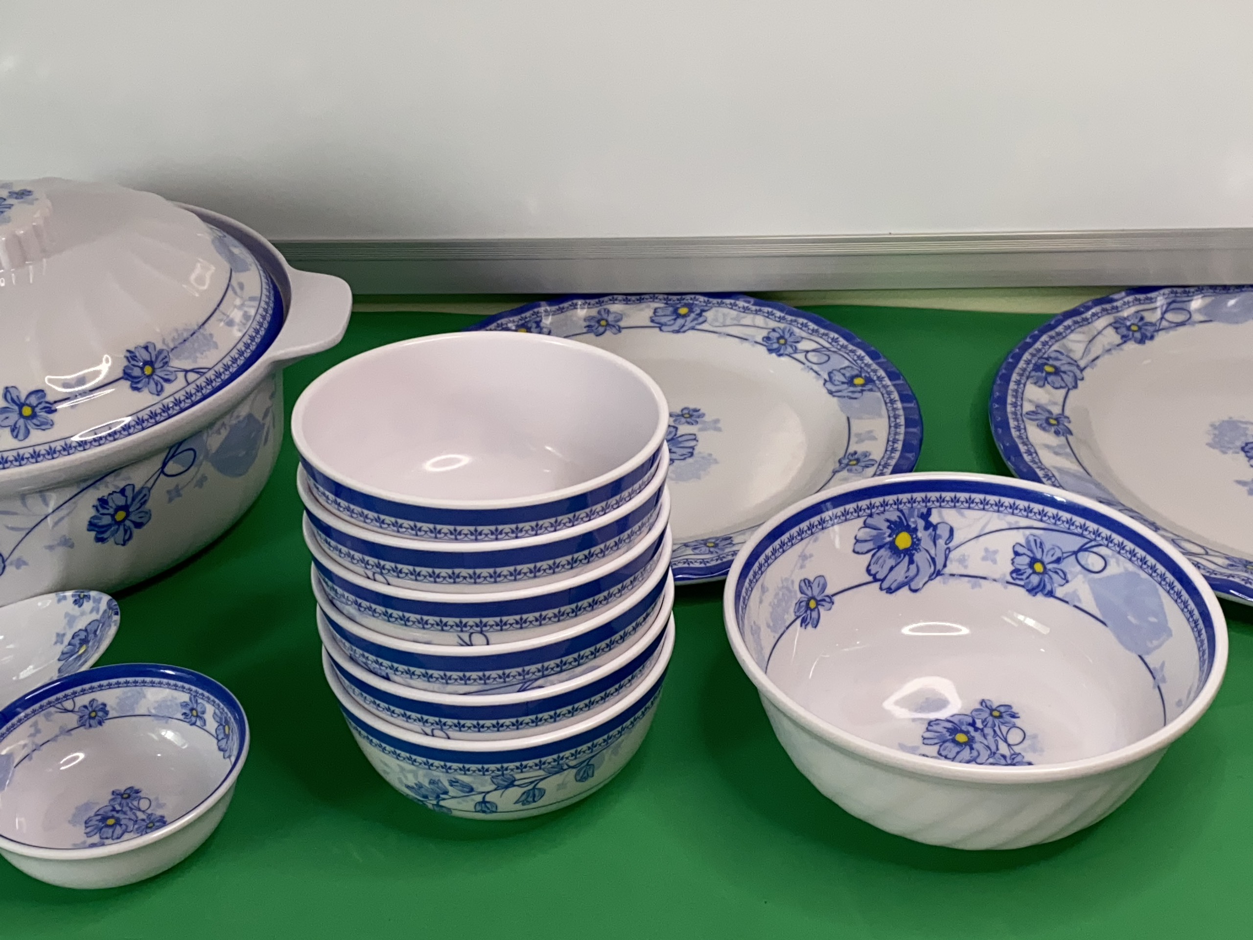 Combo 6 Chén (Bát) Cơm 9 Món LÝ HƯƠNG  Nhựa Xanh Melamine Cao Cấp